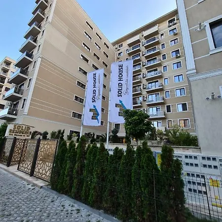 Apartament 3 Et 3 Solid Cazino Διαμέρισμα