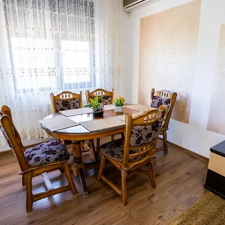 Διαμέρισμα Apartament 3 Et 3 Solid Cazino *