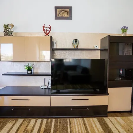Apartament 3 Et 3 Solid Cazino Διαμέρισμα