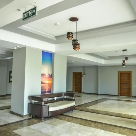 Apartament 3 Et 3 Solid Cazino Mamaia